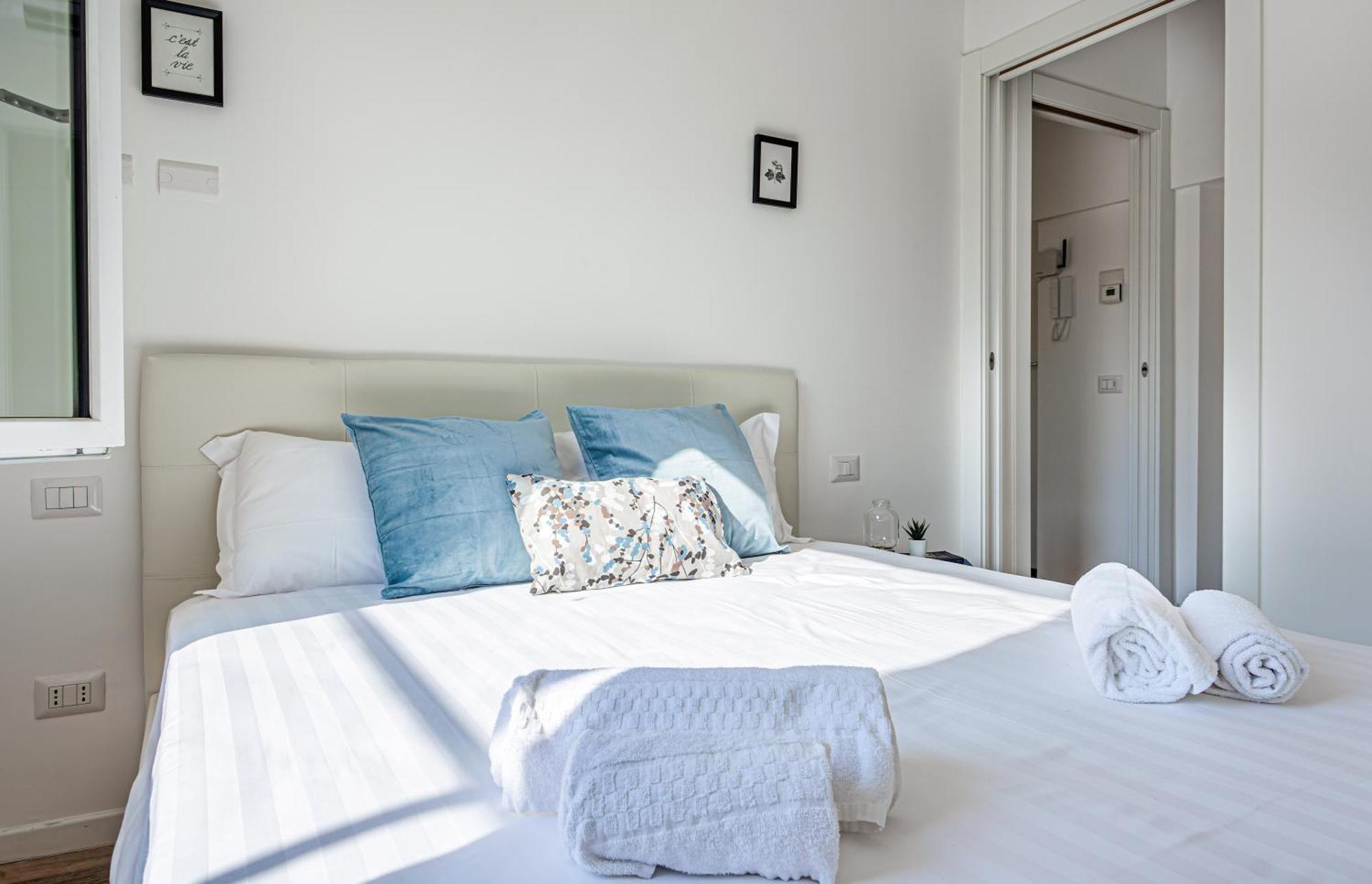 Joivy Sublime Flat With Balcony Apartment *
